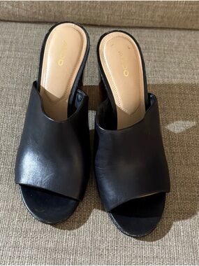 Aldo Black Leather Open-Toe Mule Slides